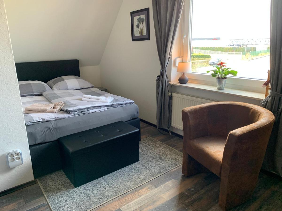Privates Ferienzimmer An Der Nordsee Husum  Exteriör bild